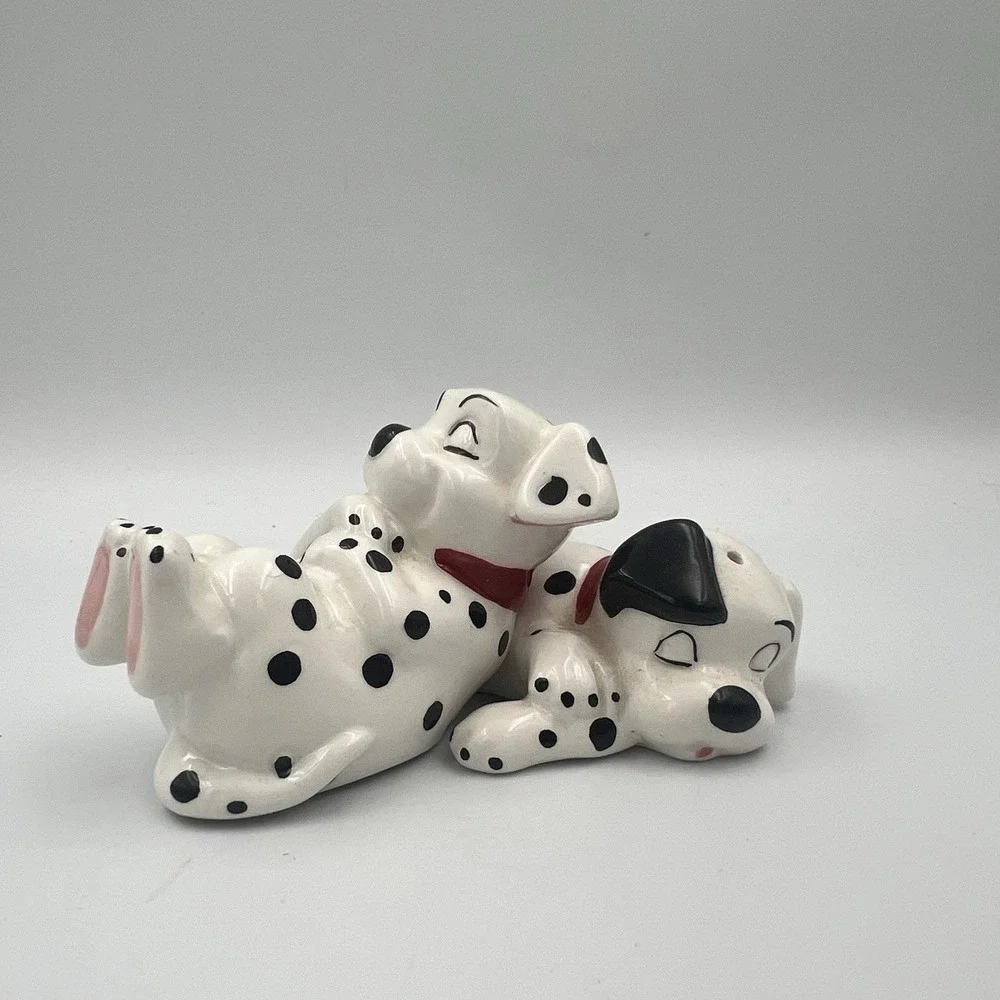 Westland Giftware 101 Dalmations Puppy Magnetic Ceramic Salt & Pepper Shakers